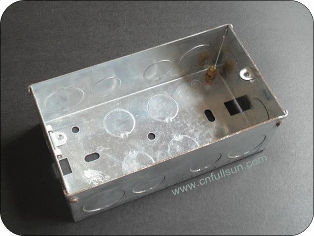 جعبه سوکت دیوار عمیق 47 میلی متری